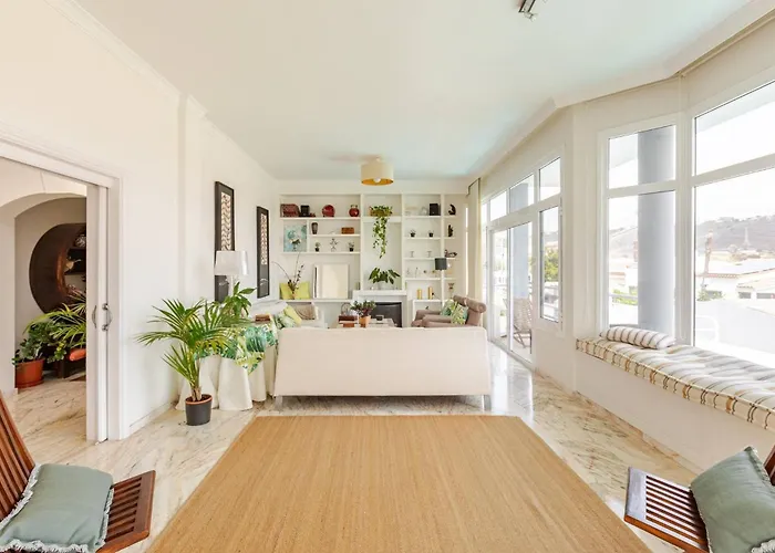 Konukevi Escape To Your Private Pool, Sea Views And Bbq 2*