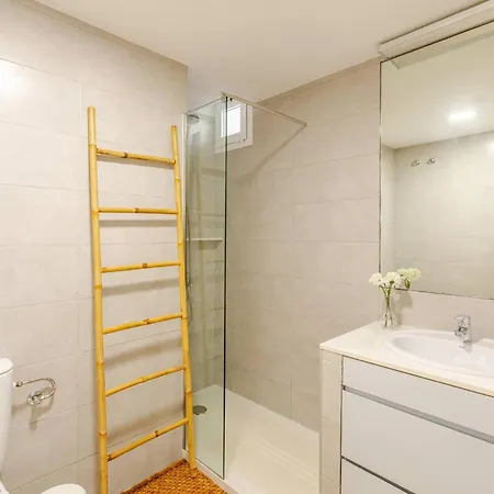 بيت ضيافة Escape To Your Private Pool, Sea Views And Bbq 2*