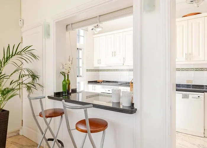 Gasthof Escape To Your Private Pool, Sea Views And Bbq