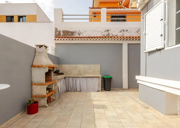 Pensión Escape To Your Private Pool, Sea Views&bbq Las Palmas de Gran Canaria